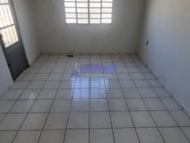 Casa 4 quartos e 2 banheiros, para alugar, no bairro Jardim Monte Líbano em Rondonópolis