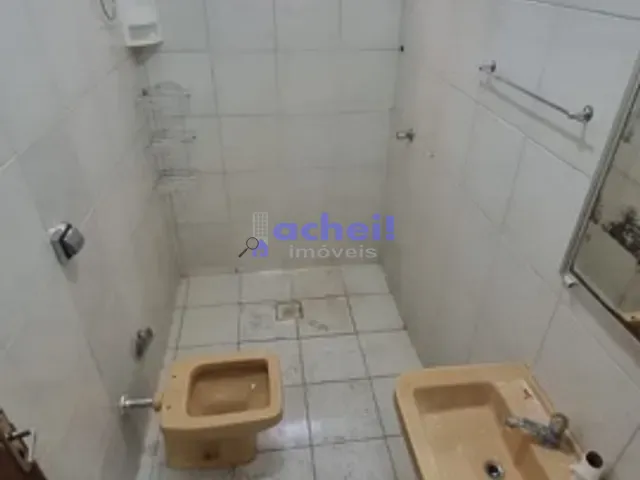 Casa 4 quartos e 2 banheiros, para alugar, no bairro Jardim Monte Líbano em Rondonópolis