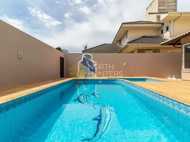 Casa com 450m² 4 quartos e 7 banheiros, para alugar, no bairro Jurerê Internacional em Florianópolis