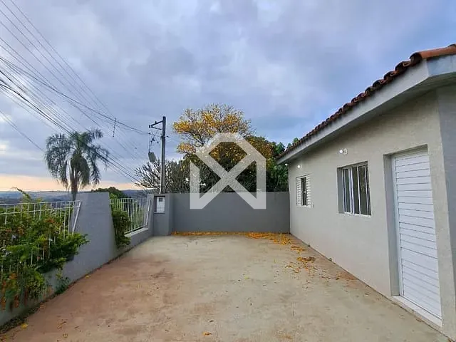 Casa com 175m² 3 quartos e 1 banheiro, à venda, no bairro Jardim Colonial em Atibaia