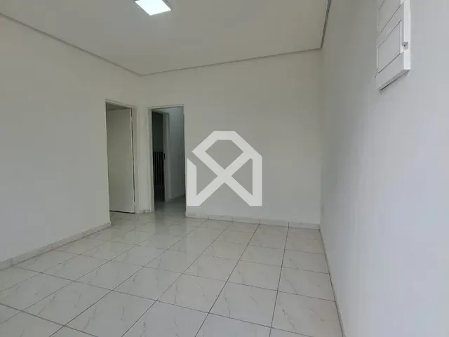 Casa com 175m² 3 quartos e 1 banheiro, à venda, no bairro Jardim Colonial em Atibaia