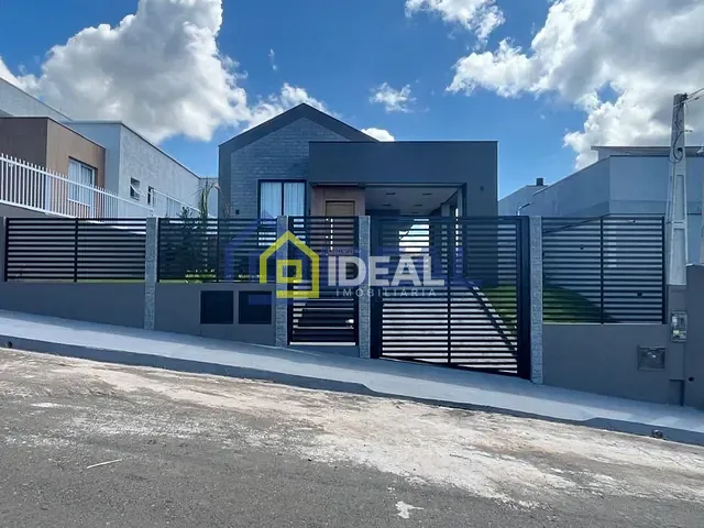 Casa com 95m² 3 quartos e 2 banheiros, à venda, no bairro Santa Terezinha em Concórdia