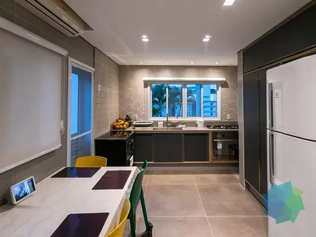 Casa com 1865m² 5 quartos e 6 banheiros, à venda, no bairro Parque Village Castelo em Itu