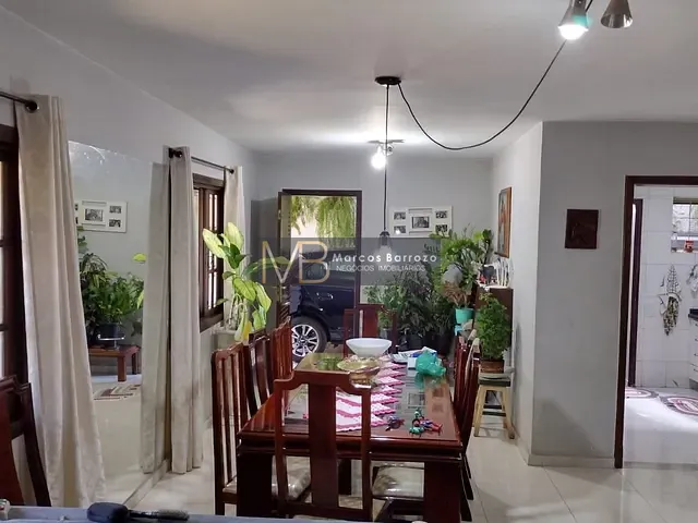 Casa com 300m² 3 quartos e 4 banheiros, à venda, no bairro Antares em Londrina