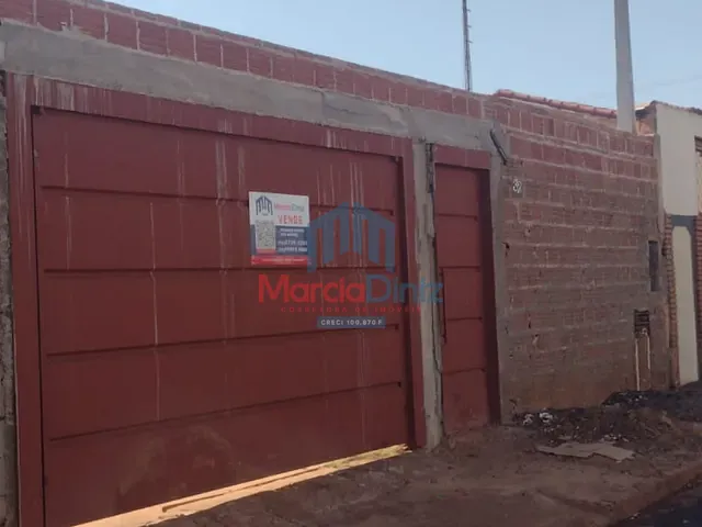 Casa com 315m² 2 quartos e 1 banheiro, à venda, no bairro Centro em Ituverava