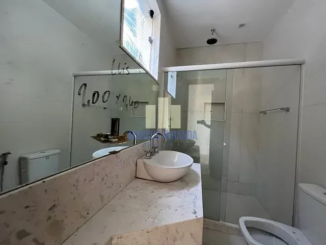 Casa com 600m² 5 quartos e 7 banheiros, à venda, no bairro Barra da Tijuca em Rio de Janeiro