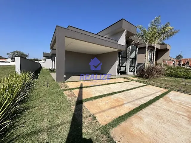 Casa com 450m² 3 quartos e 4 banheiros, à venda, no bairro Centro em Pardinho