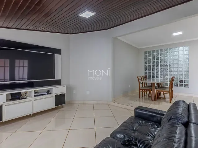 Casa 4 quartos e 4 banheiros, à venda, no bairro Setor Habitacional Tororó (Jardim Botânico) em Brasília