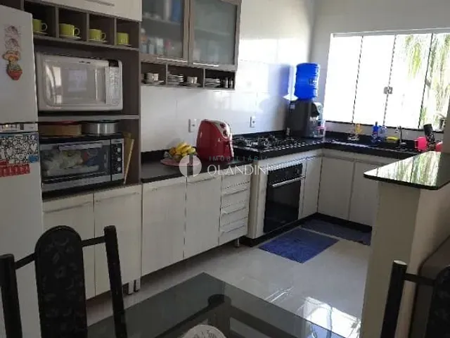 Casa com 200m² 3 quartos e 1 banheiro, à venda, no bairro Jardim dos Ipês em Artur Nogueira