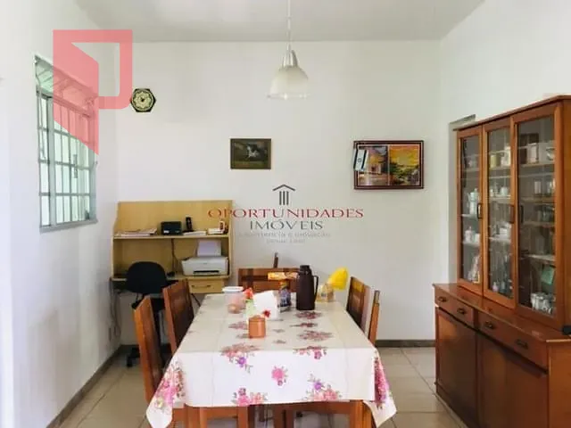 Casa com 191m² 4 quartos e 3 banheiros, à venda, no bairro Nova Esperança em Belo Horizonte