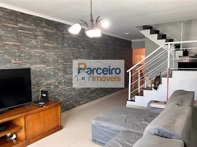 Casa com 134m² 3 quartos e 2 banheiros, à venda, no bairro Jardim Liderança em São Paulo