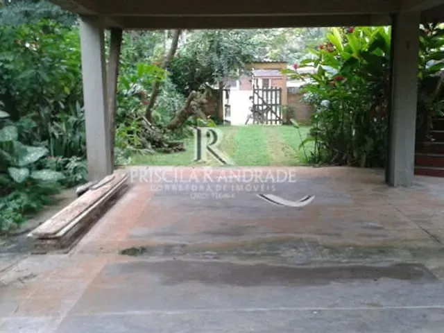 Casa com 450m², à venda, no bairro Boracéia em Bertioga