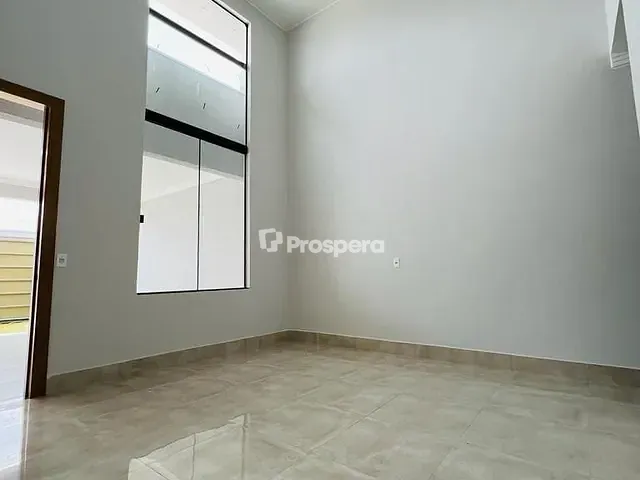 Casa com 200m² 3 quartos e 2 banheiros, à venda, no bairro Polocentro 2ª Etapa em Anápolis