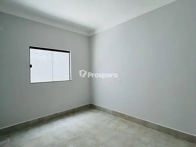 Casa com 200m² 3 quartos e 2 banheiros, à venda, no bairro Polocentro 2ª Etapa em Anápolis