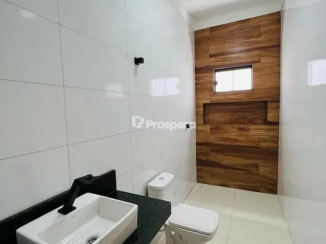 Casa com 200m² 3 quartos e 2 banheiros, à venda, no bairro Polocentro 2ª Etapa em Anápolis