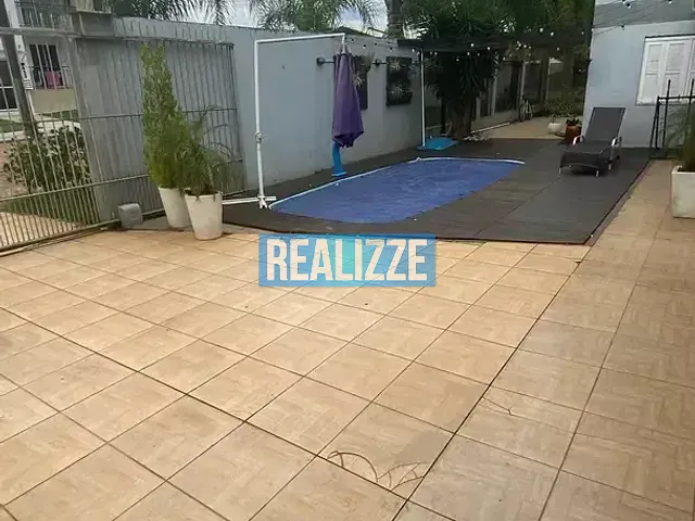 Casa com 300m² 3 quartos e 2 banheiros, à venda, no bairro Colinas em Marau