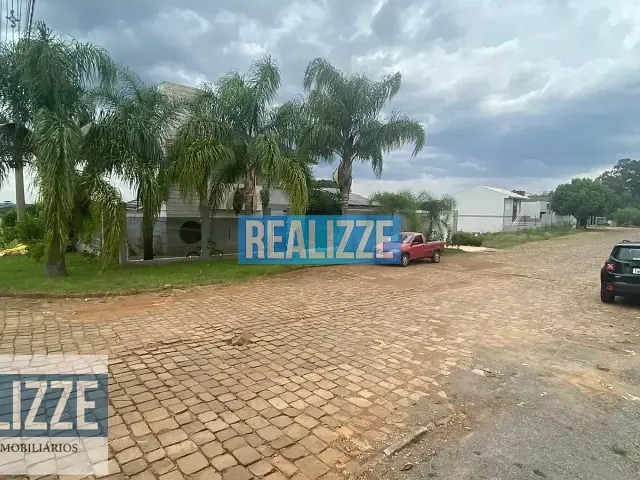 Casa com 300m² 3 quartos e 2 banheiros, à venda, no bairro Colinas em Marau