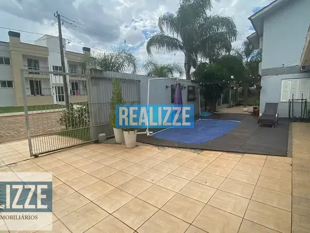 Casa com 300m² 3 quartos e 2 banheiros, à venda, no bairro Colinas em Marau