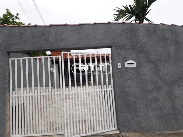 Casa com 300m² 3 quartos e 1 banheiro, à venda, no bairro Parque Bom Retiro em Paulínia