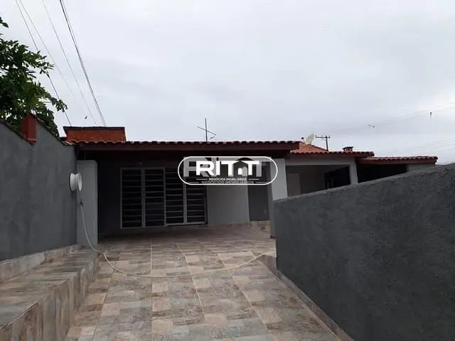 Casa com 300m² 3 quartos e 1 banheiro, à venda, no bairro Parque Bom Retiro em Paulínia