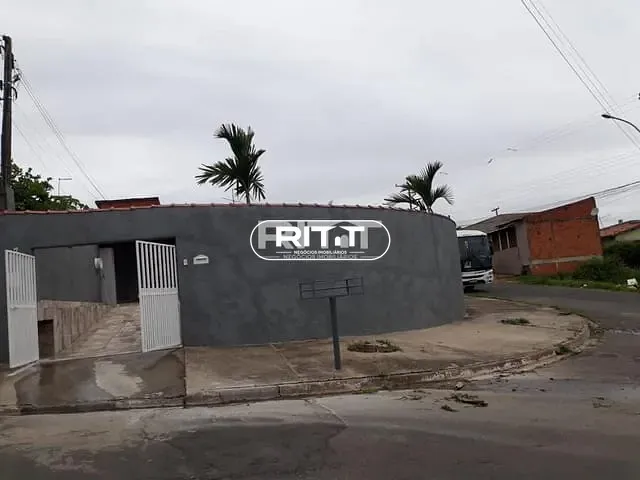 Casa com 300m² 3 quartos e 1 banheiro, à venda, no bairro Parque Bom Retiro em Paulínia