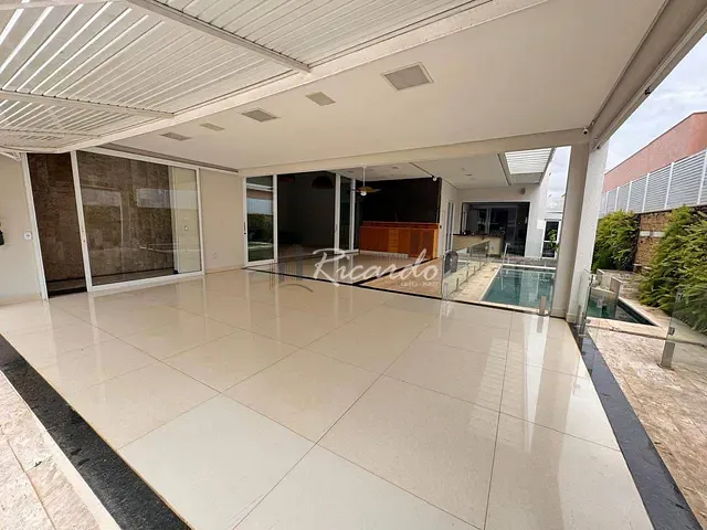 Casa com 693m² 4 quartos e 6 banheiros, à venda, no bairro Jardins Milão em Goiânia