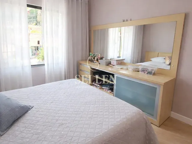 Casa 3 quartos e 2 banheiros, à venda, no bairro Nações em Balneário Camboriú