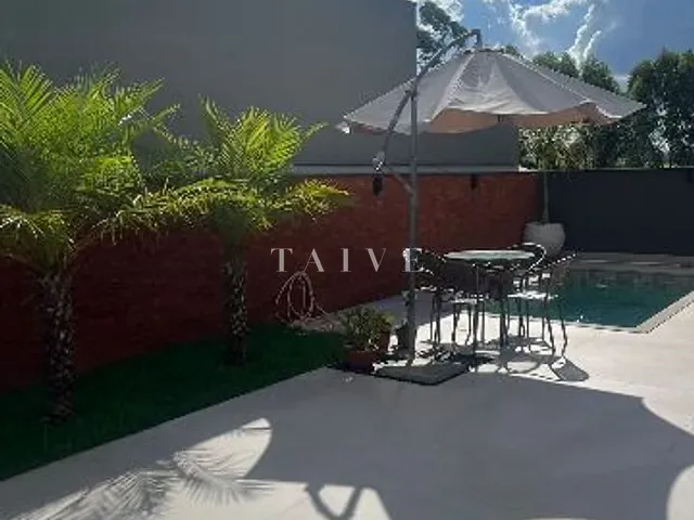 Casa com 255m² 3 quartos e 2 banheiros, à venda, no bairro Esperança em Londrina