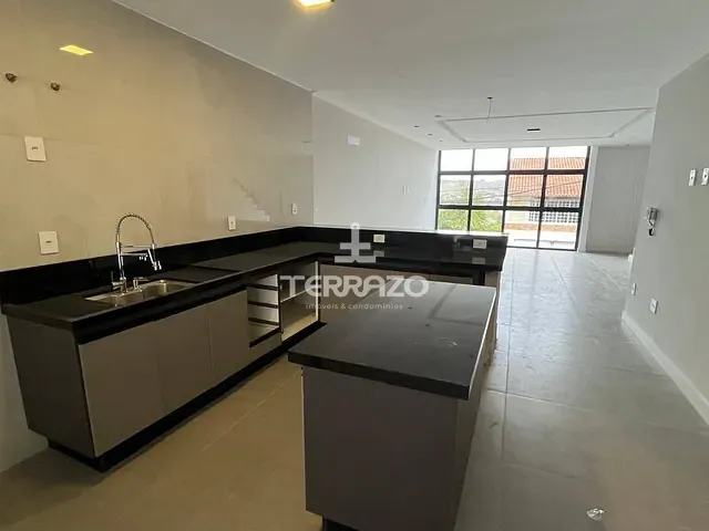Casa com 180m² 3 quartos e 5 banheiros, à venda, no bairro Jardim Belvedere em Volta Redonda