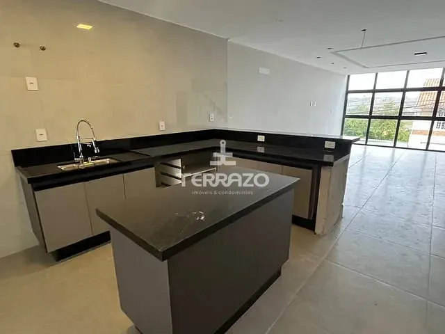 Casa com 180m² 3 quartos e 5 banheiros, à venda, no bairro Jardim Belvedere em Volta Redonda