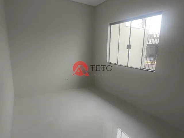 Casa 3 quartos e 2 banheiros, à venda, no bairro Jardim Real em Maringá