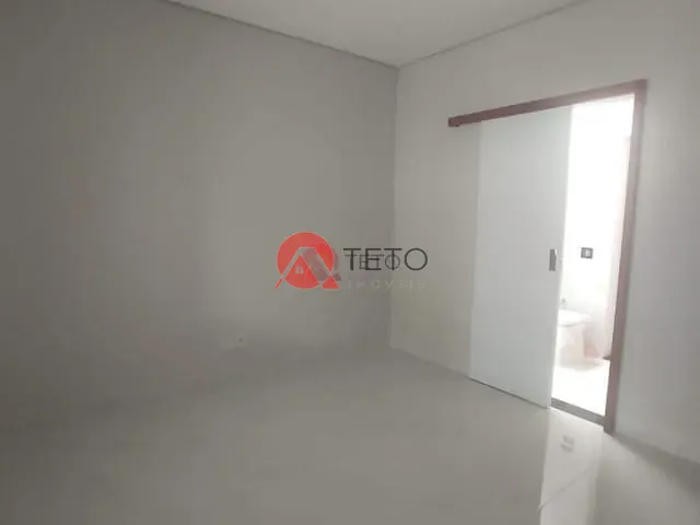 Casa 3 quartos e 2 banheiros, à venda, no bairro Jardim Real em Maringá