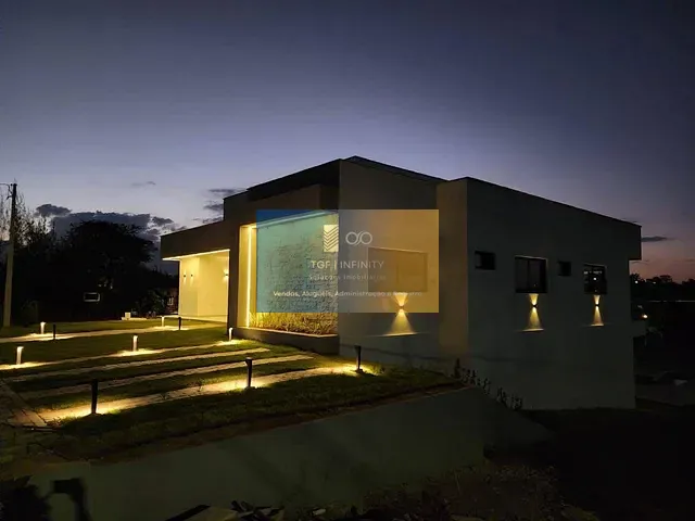 Casa com 314m² 4 quartos e 5 banheiros, à venda, no bairro Gravatá em Gravatá