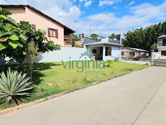 Casa com 460m² 3 quartos e 3 banheiros, para alugar, no bairro Canudos em Novo Hamburgo