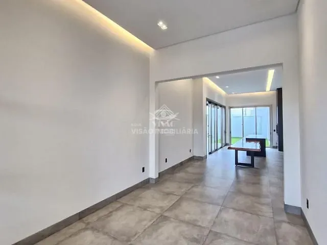 Casa com 360m², à venda, no bairro RESIDENCIAL PARIS em Sinop