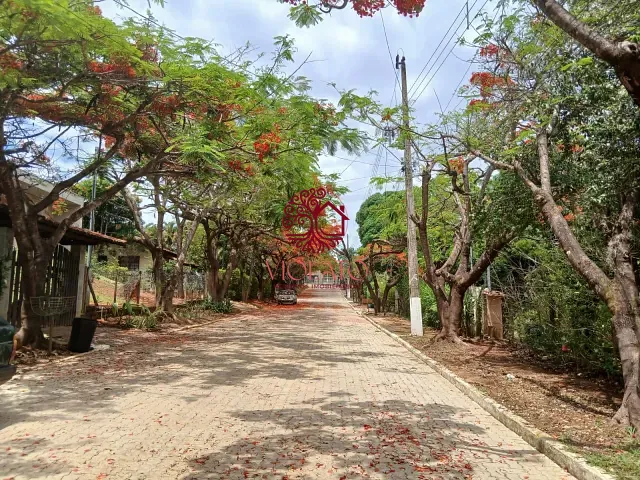 Casa com 1140m² 5 quartos e 3 banheiros, à venda, no bairro Condomínio Recanto das Palmeiras em Lagoa Santa