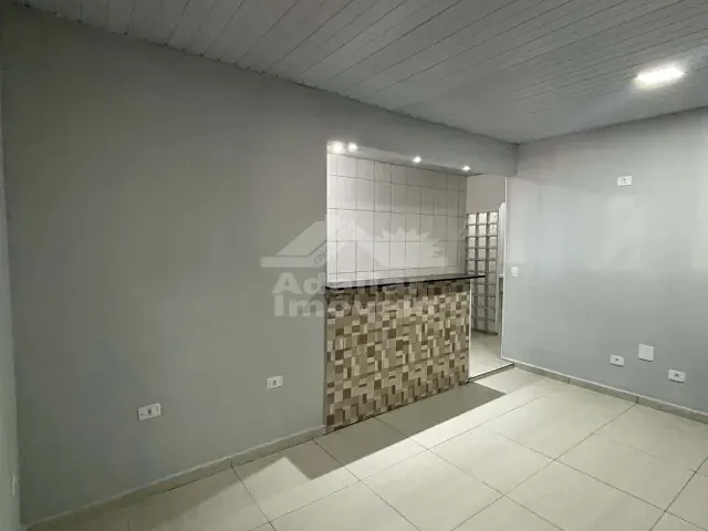 Casa 2 quartos e 1 banheiro, para alugar, no bairro Vila Nogueira em Diadema