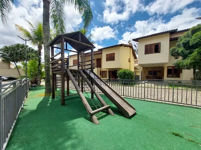 Casa 3 quartos e 3 banheiros, à venda, no bairro Vila Oliveira em Mogi das Cruzes