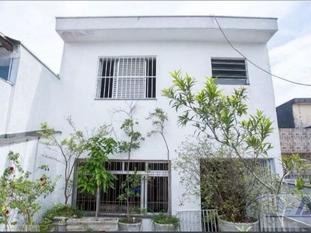 Casa com 202m², à venda, no bairro Centro em Diadema