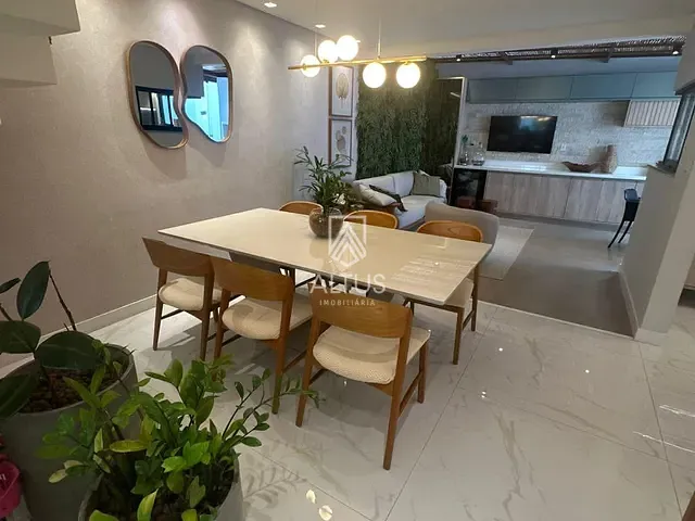 Casa 4 quartos e 1 banheiro, à venda, no bairro Buraquinho em Lauro de Freitas