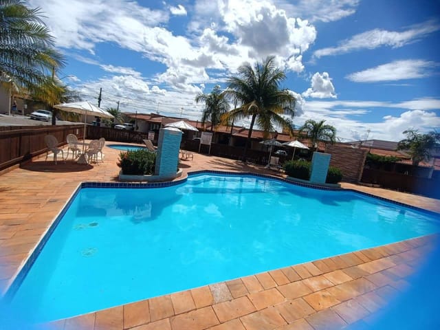 Casa em Condomínio Fechado com 3 Quartos e Suíte – Residencial Yasmin