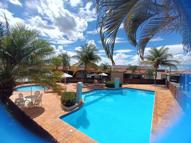 Casa em Condomínio Fechado com 3 Quartos e Suíte – Residencial Yasmin