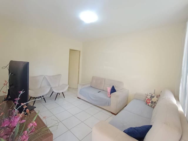 Casa em Condomínio Fechado com 3 Quartos e Suíte – Residencial Yasmin