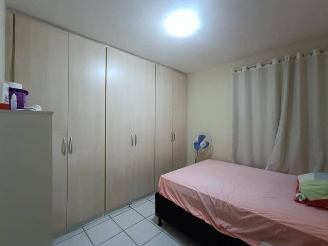 Casa em Condomínio Fechado com 3 Quartos e Suíte – Residencial Yasmin