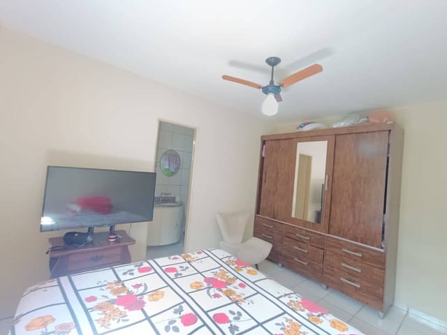 Casa em Condomínio Fechado com 3 Quartos e Suíte – Residencial Yasmin