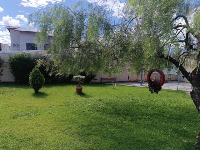 Casa em Condomínio Fechado com 3 Quartos e Suíte – Residencial Yasmin