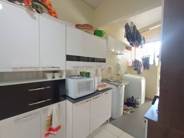 Casa em Condomínio Fechado com 3 Quartos e Suíte – Residencial Yasmin