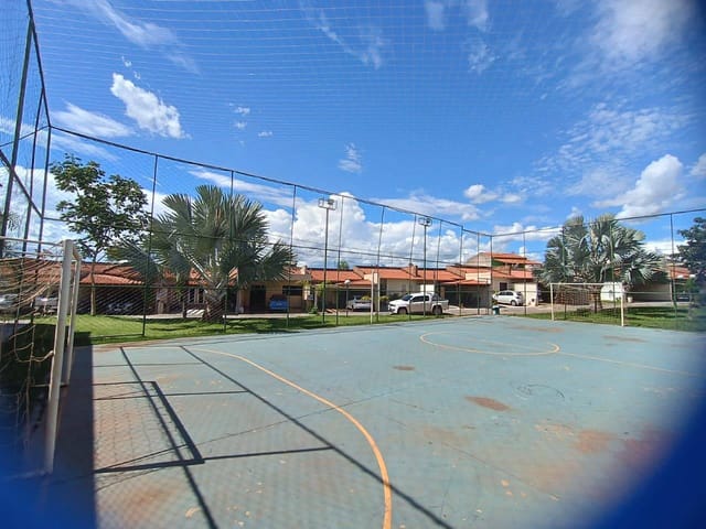 Casa em Condomínio Fechado com 3 Quartos e Suíte – Residencial Yasmin