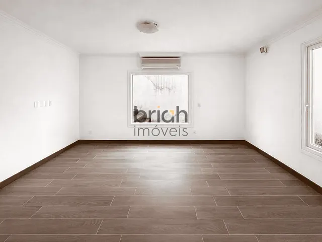 Casa com 395m² 4 quartos e 3 banheiros, à venda, no bairro Pinheiro em São Leopoldo