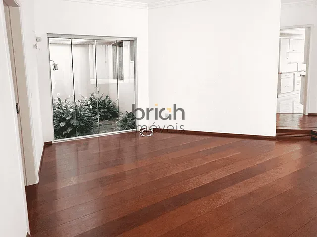 Casa com 395m² 4 quartos e 3 banheiros, à venda, no bairro Pinheiro em São Leopoldo